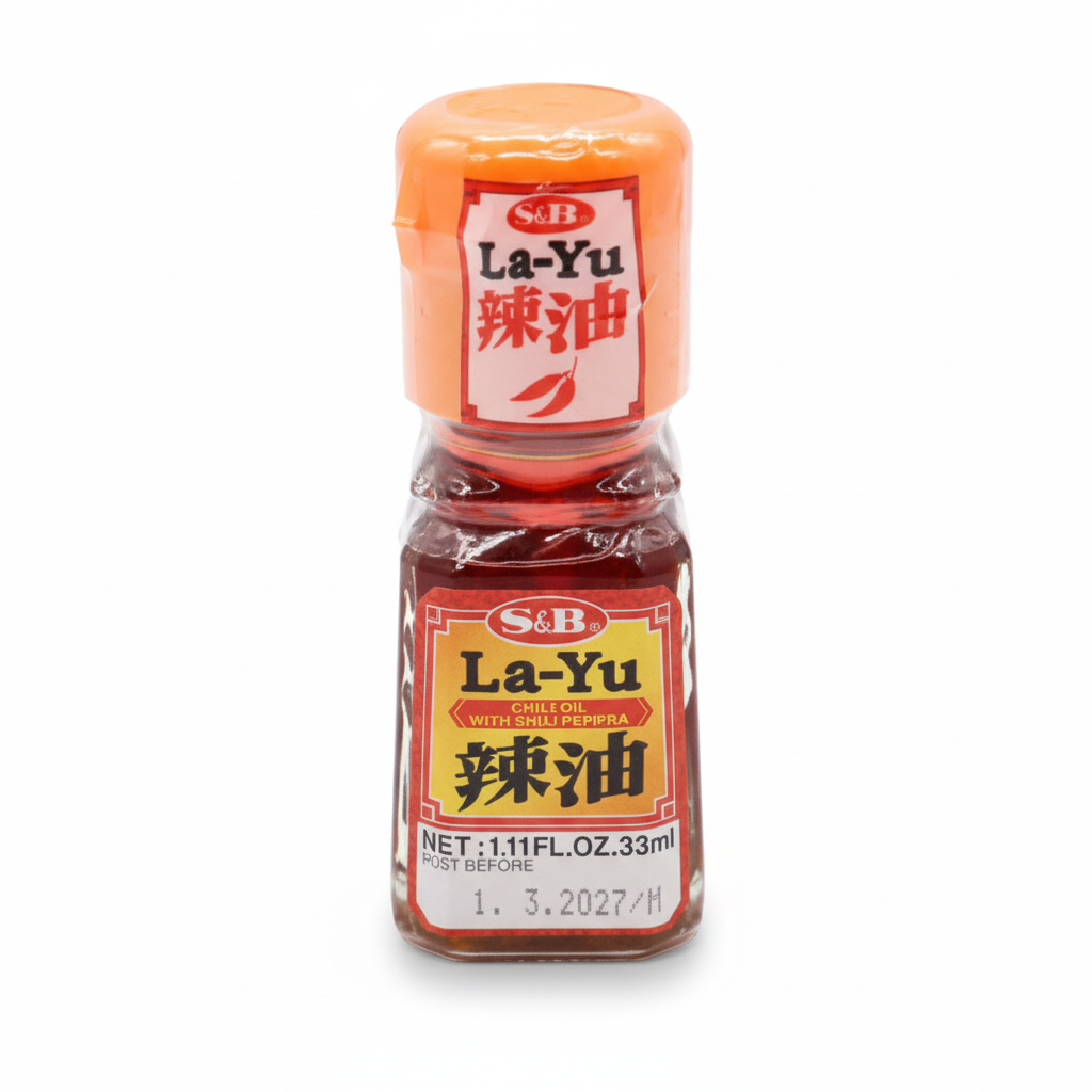 La-yu chili oil with chili pepper